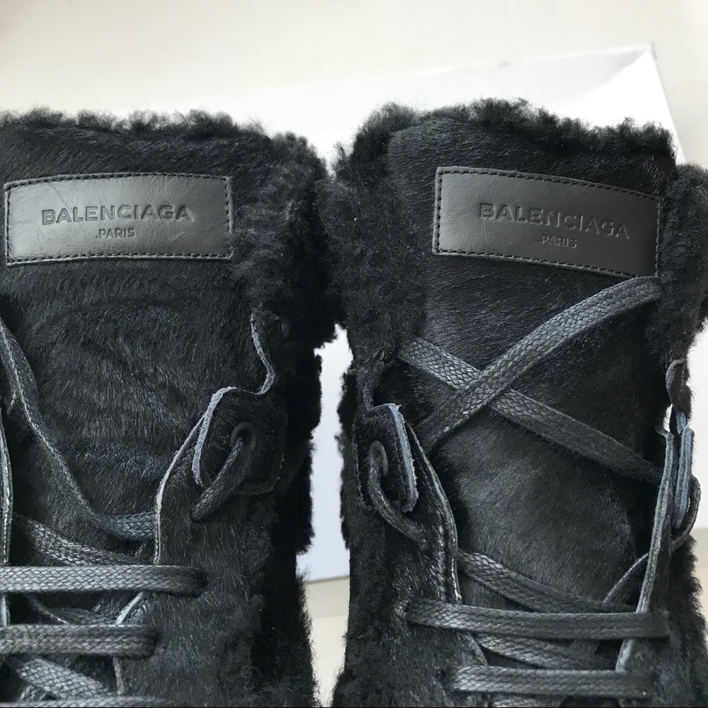 BALENCIAGA shearling and calf hair trainers (41) - Picture 10 of 12